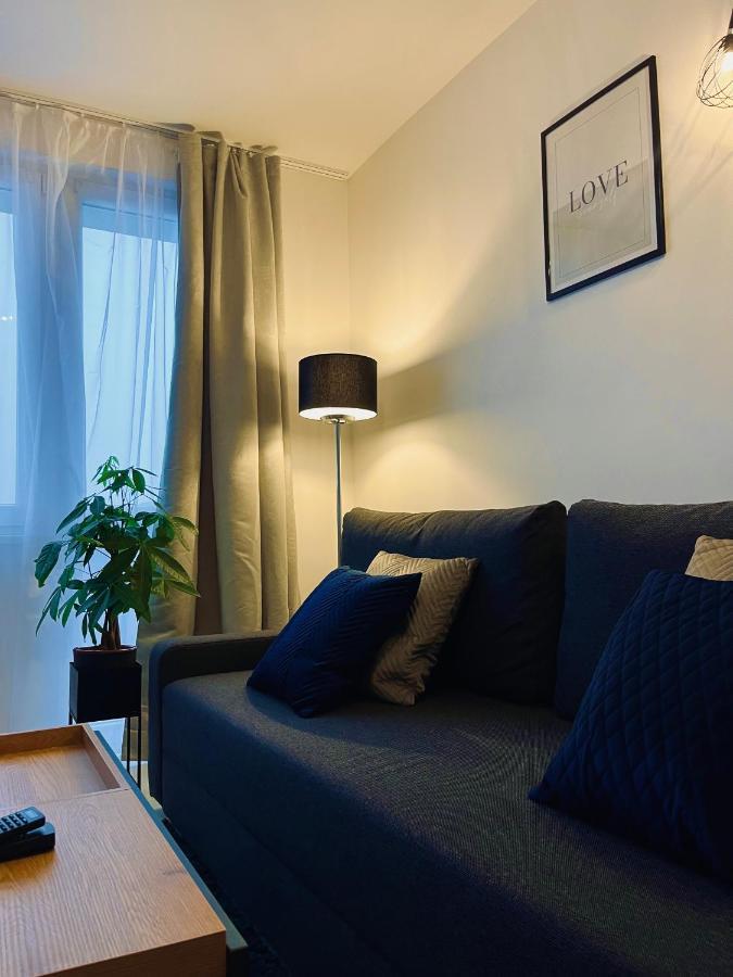 Ferienwohnung Warsaw Inside Solec With Private Parking Exterior foto